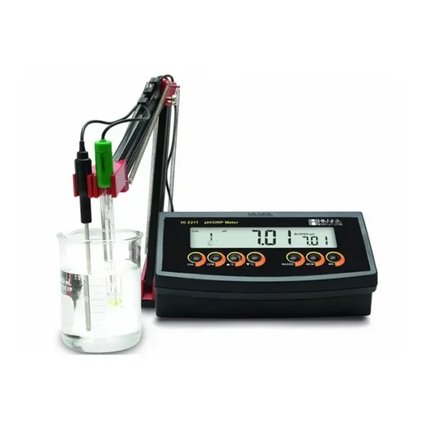 Hanna HI 2211 Masa Tipi pH Metre